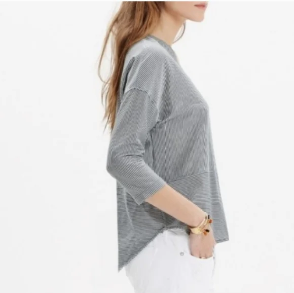 ❤️Madewell Blue & White Striped Luster Vneckline Top Shirt Size XSmall - Picture 2 of 8